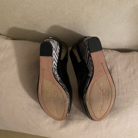 Guess leather black and white print wedges - Picture 3 of 5